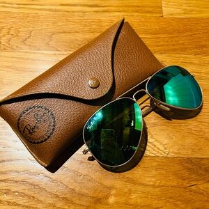 Unisex Ray-Ban Polarized Sunglasses